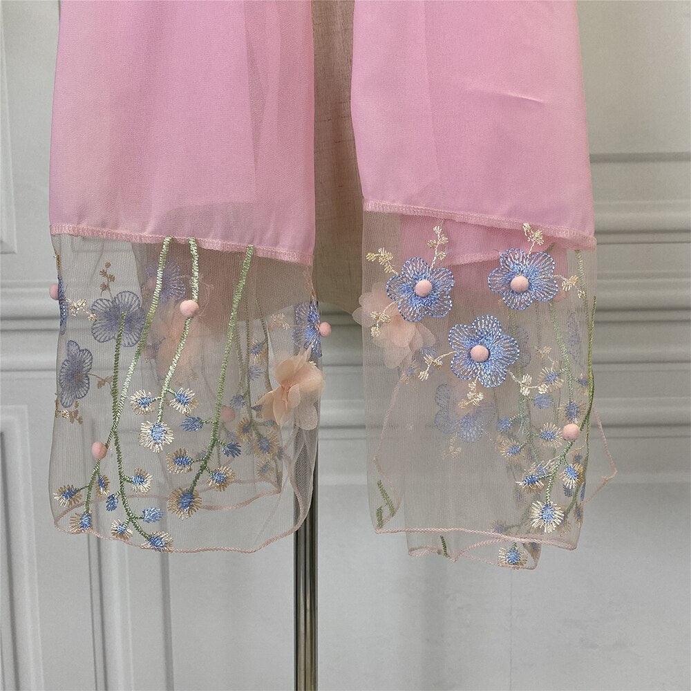 
                  
                    Lace Chiffon Hijab - Amaanah Modesty
                  
                